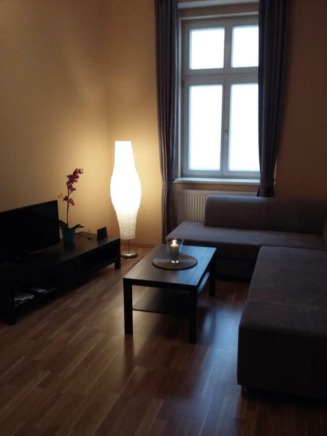 Angel Apartment Nr 4 Near To The Center Прага Екстер'єр фото